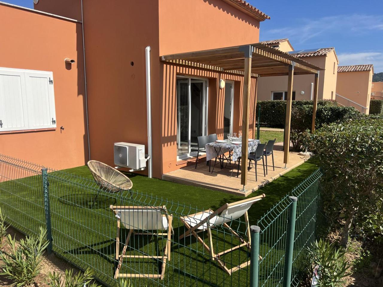 Residence Hoteliere Les Hameaux De Saint Cyprien Appartement 2 Chambres レクシ エクステリア 写真